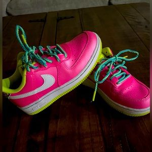 Girls Nike Air Force One, Hot Pink, 11c, Like New